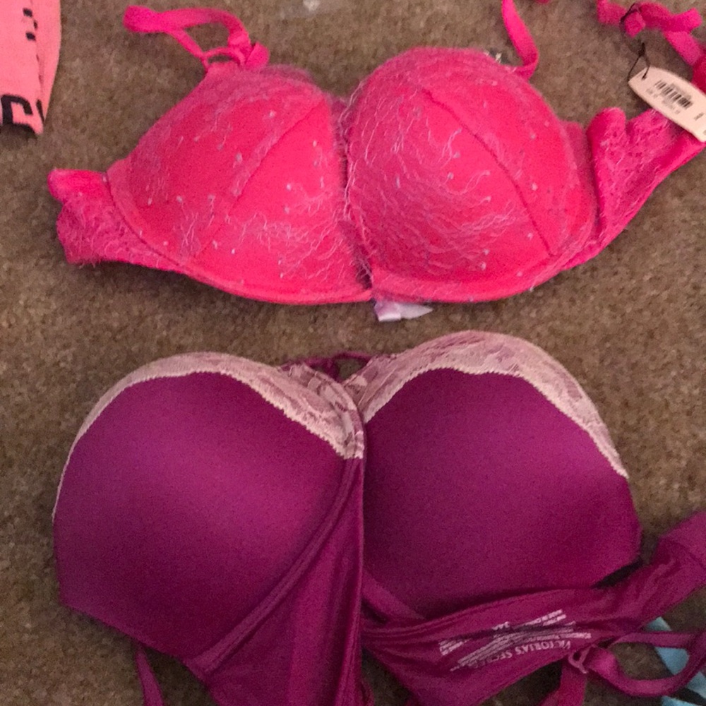Bras - Picture 2 of 3
